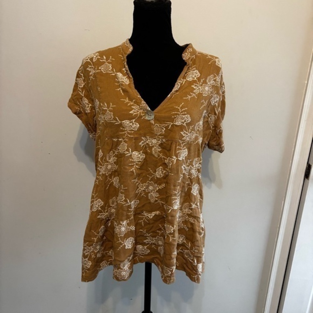 Ivy Jane Floral Baby Doll Top Mustard Yellow White Embroidered Floral Size Small